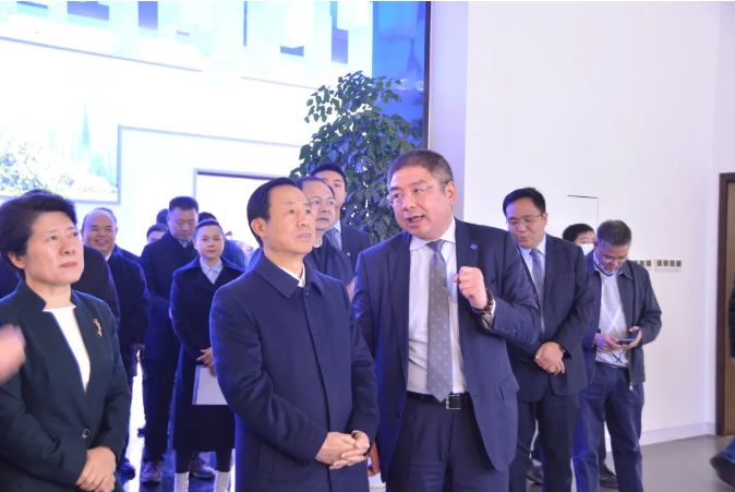 奋进新征程丨湖南省委书记许达哲一行莅临710公海寰宇环境长沙基地调研考察