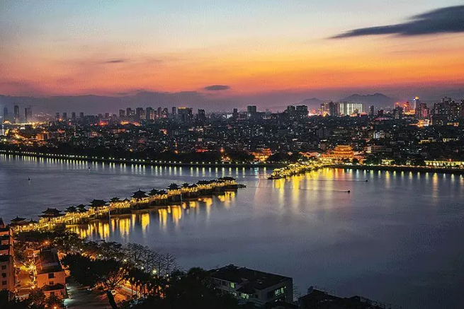 4706.2万！710公海寰宇环境高质量垃圾转运类设备助力潮州打造城市新面貌